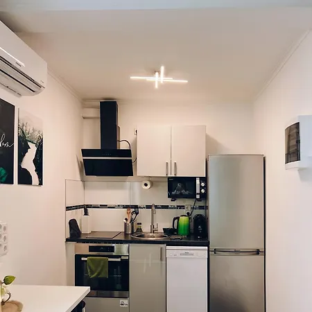 Apartman Neuwertiges Mit Kostenlose Privatparkplatz Auch Fuer Transporter Geeignet R1 Freiberg am Neckar