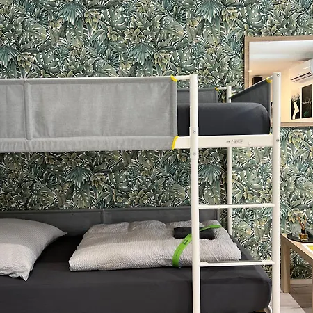 Neuwertiges Mit Kostenlose Privatparkplatz Auch Fuer Transporter Geeignet R1 Freiberg am Neckar